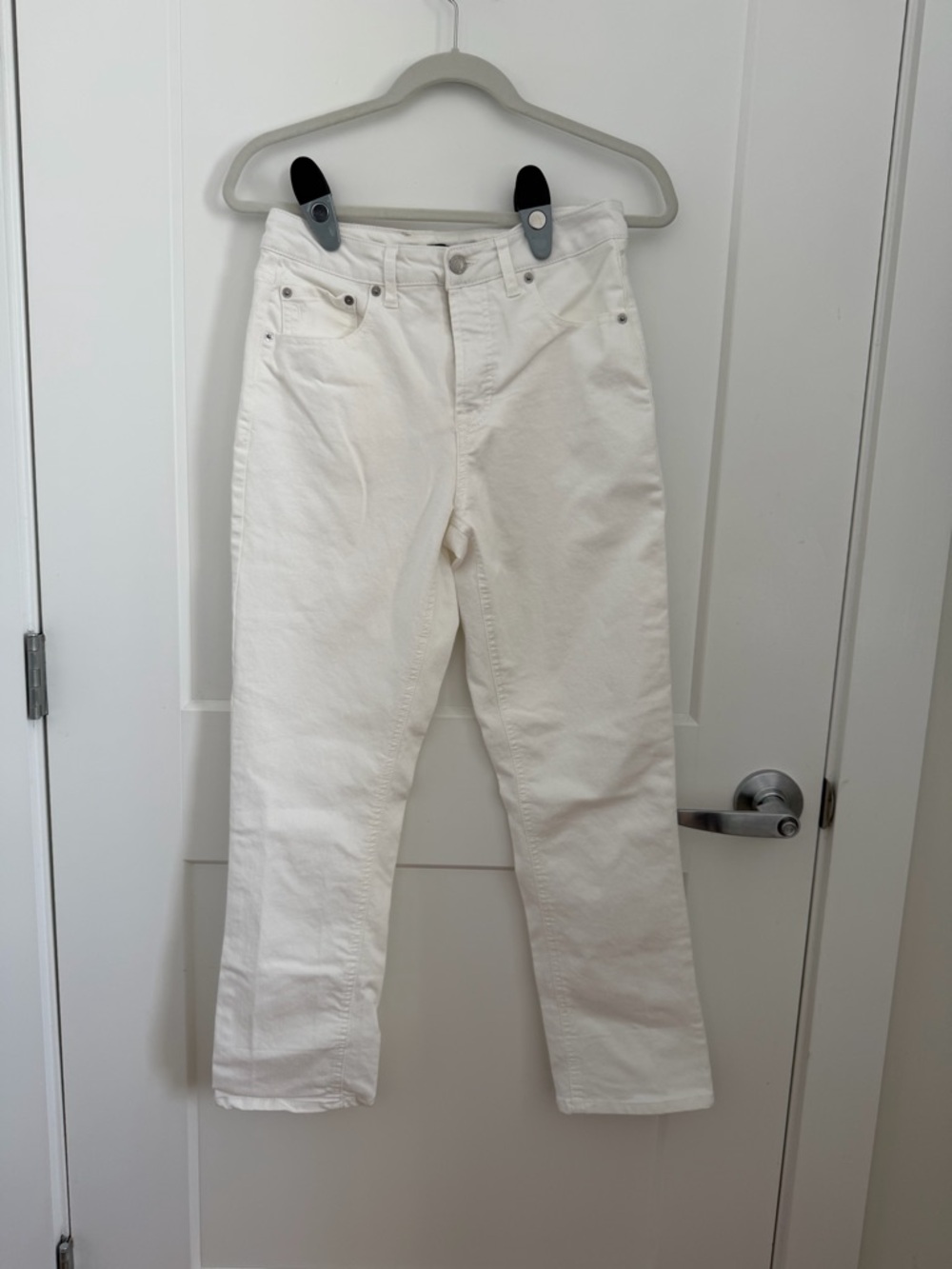 Classic Women's Frye White Straight-Leg Jeans